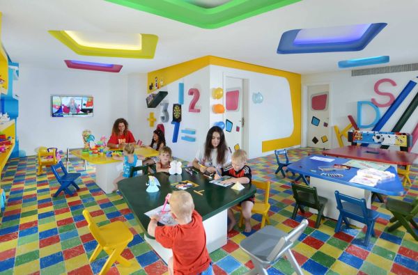 HURGADA. Kokybiškos atostogos. Skrydis, 7n. puikiame viešbutyje PICKALBATROS ALBATROS WHITE BEACH 5* su ”viskas įskaičiuota” maitinimu!