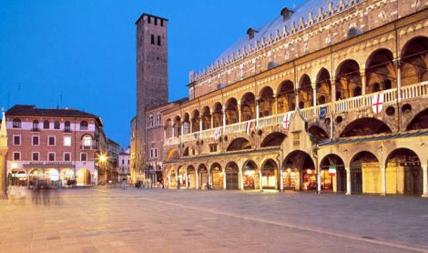 Italija. Venecijos karnavalas.
