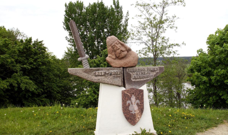 Sudargo piliakalnių kompleksas