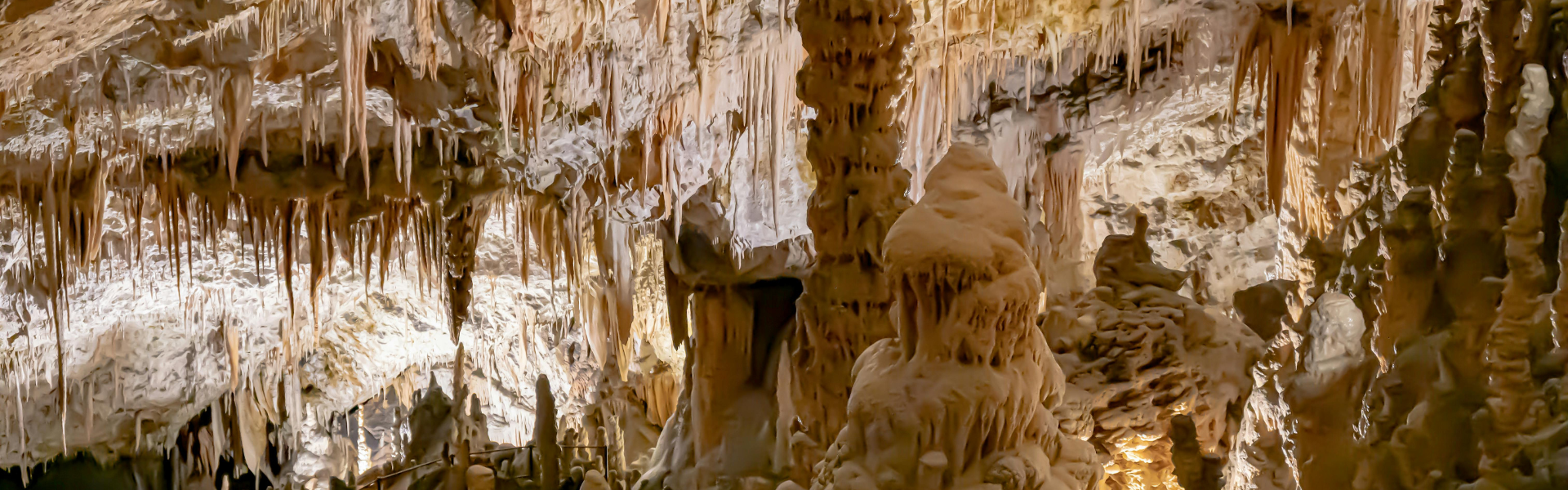 Naudinga informacija apie Postoinos urvus