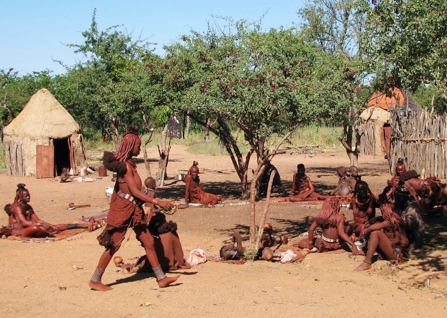 Himbų genties gyvenvietė, Namibija